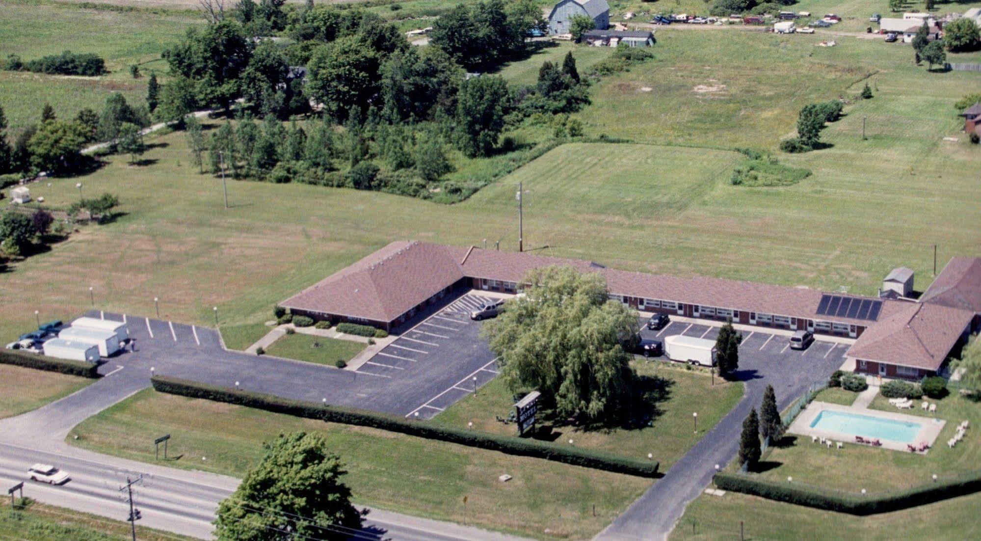 Port Motel Port Colborne Buitenkant foto